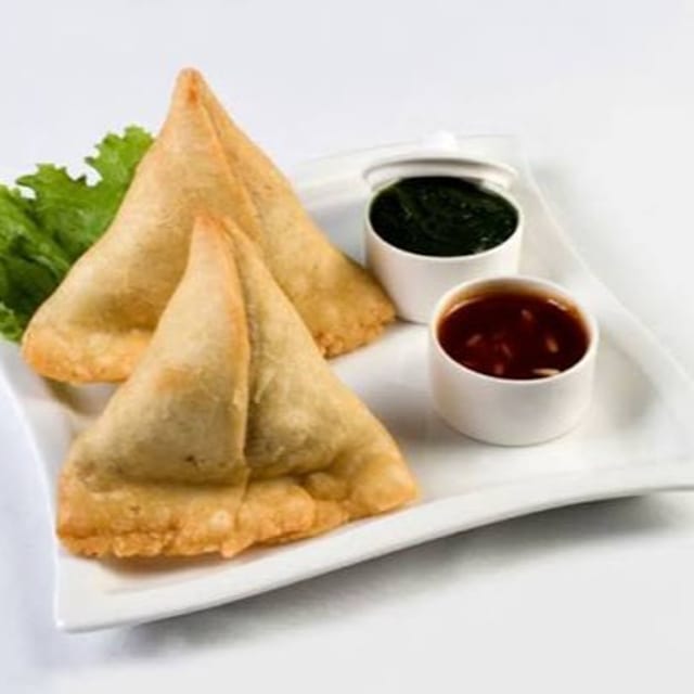 Vegetable Samosa.